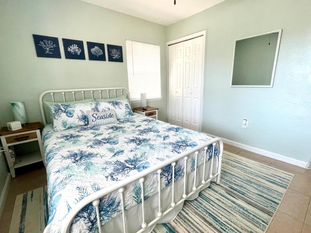 فيلا Beach Bungalow In Downtown شاطئ كوكوا المظهر الخارجي الصورة